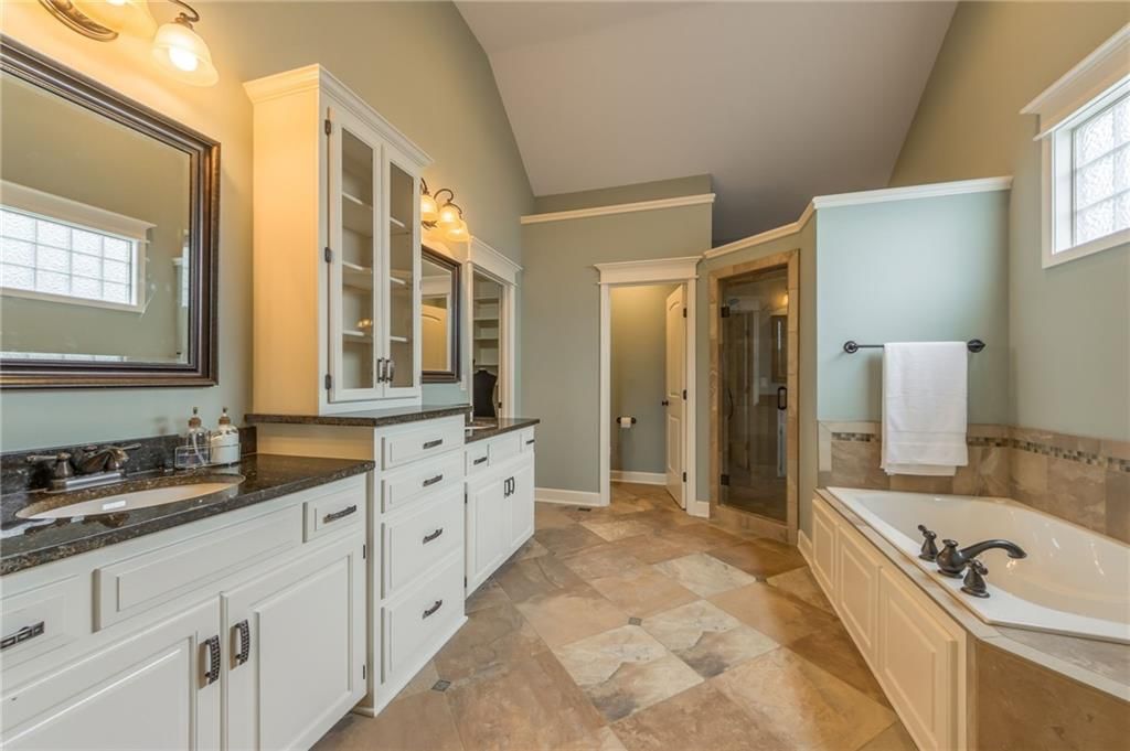 5007 NW 71st Street — photo 21