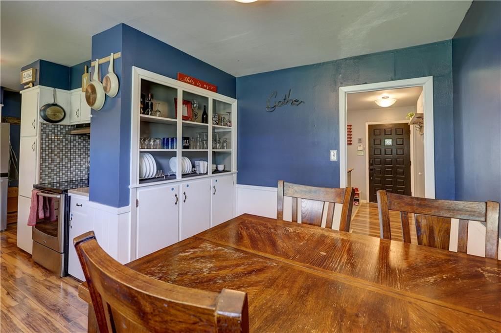 1906 S Stilwell Street — photo 10