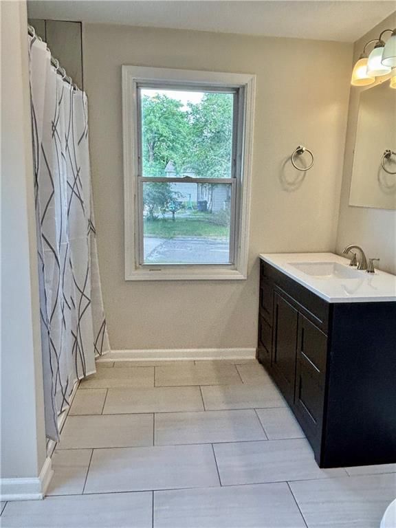 611 W Poplar Street — photo 14