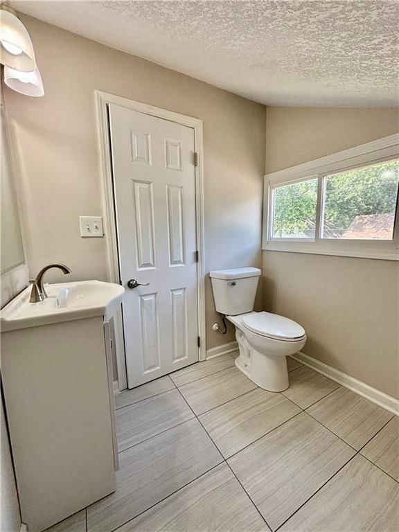 611 W Poplar Street — photo 20