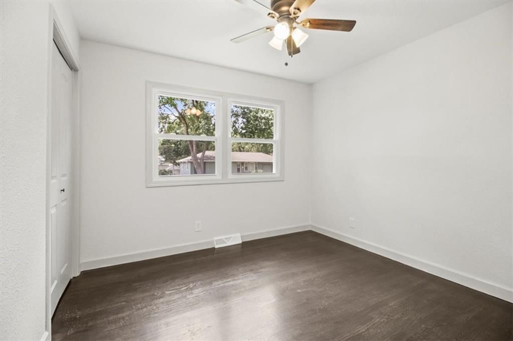 5015 S Marion Avenue — photo 11