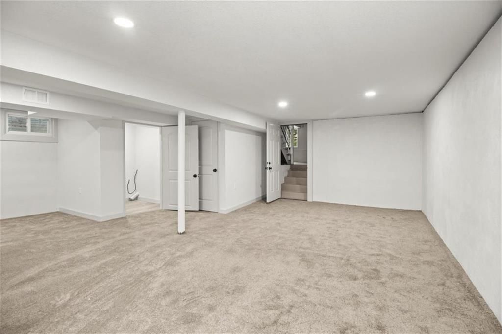 5015 S Marion Avenue — photo 18