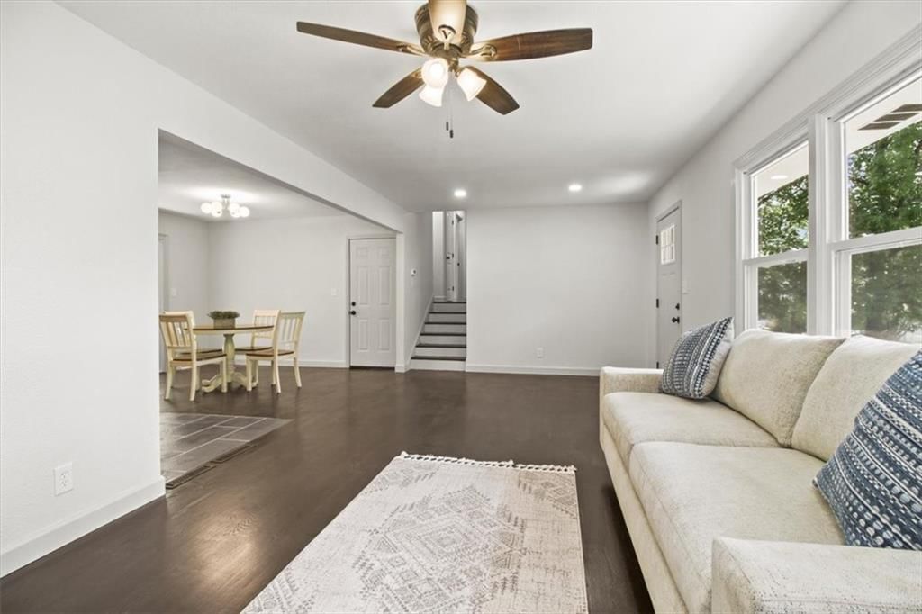 5015 S Marion Avenue — photo 5