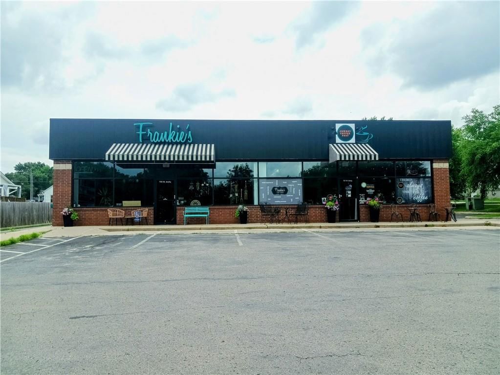 705 & 707 W Amity Street, Louisburg, KS
