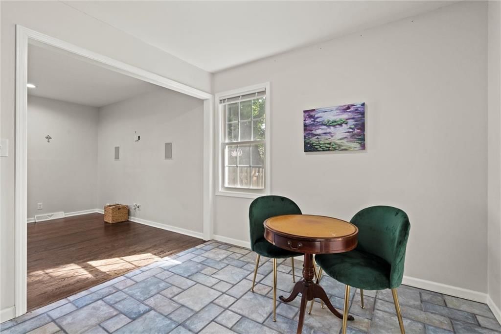 331 E 100th Terrace — photo 18