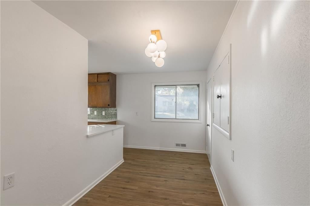 3201 S Norton Avenue — photo 13