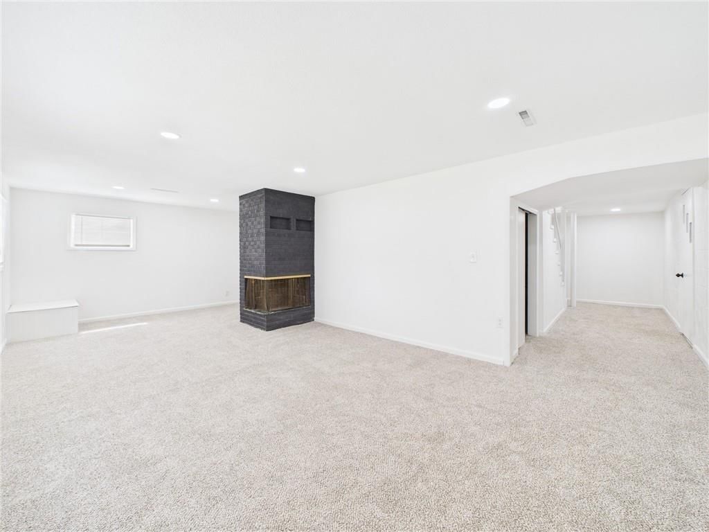 3201 S Norton Avenue — photo 22