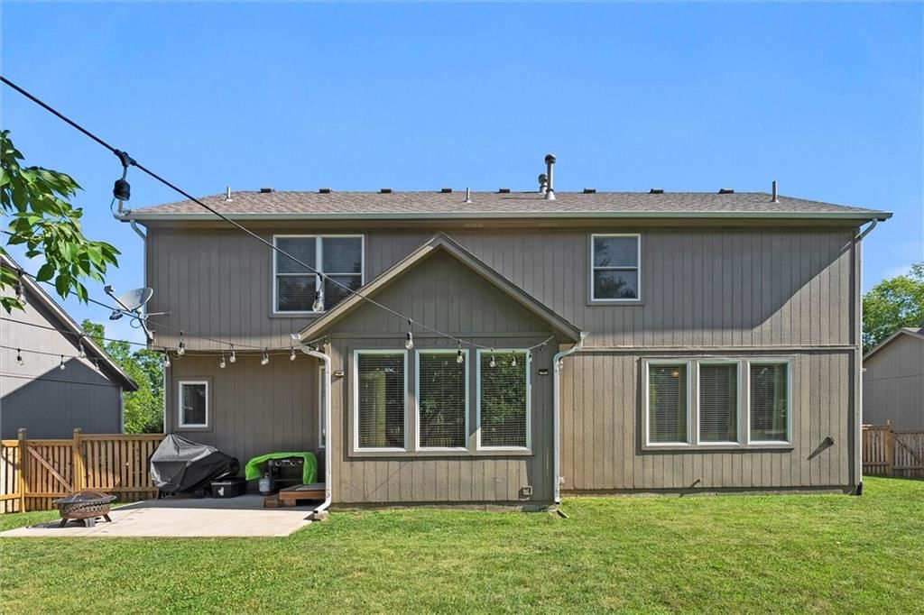 16915 W 162 Street — photo 35