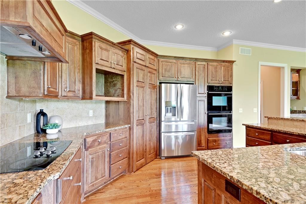 5203 W 166th Terrace — photo 19
