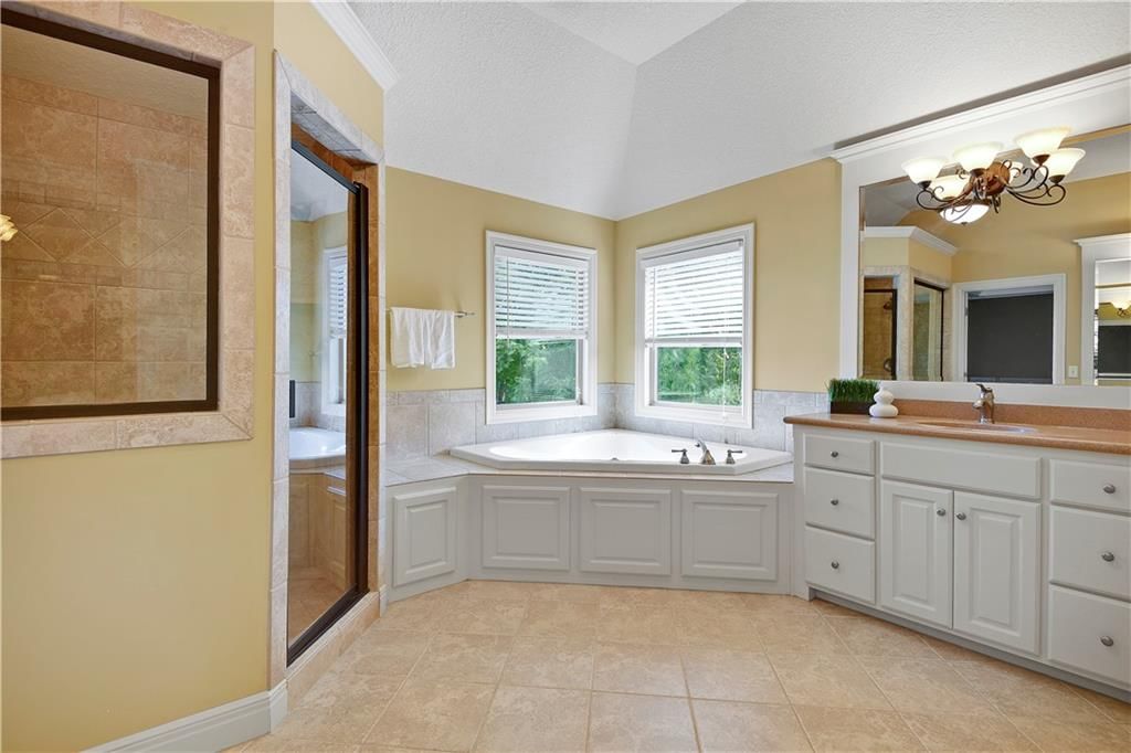 5203 W 166th Terrace — photo 30