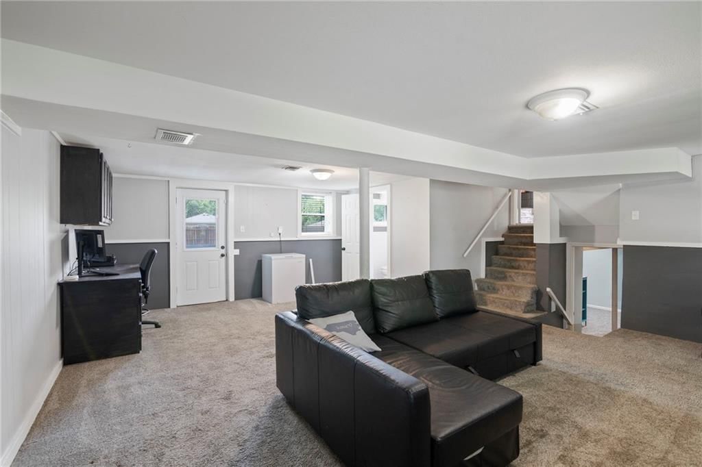 414 Monterey Avenue — photo 19
