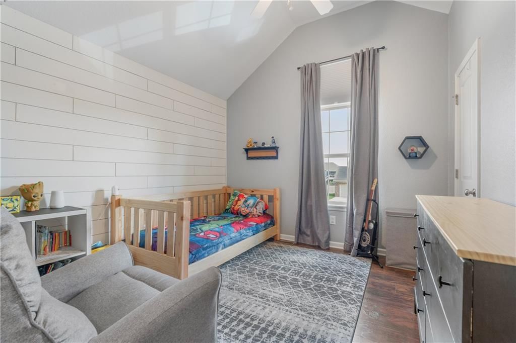 2712 E Sycamore Street — photo 20
