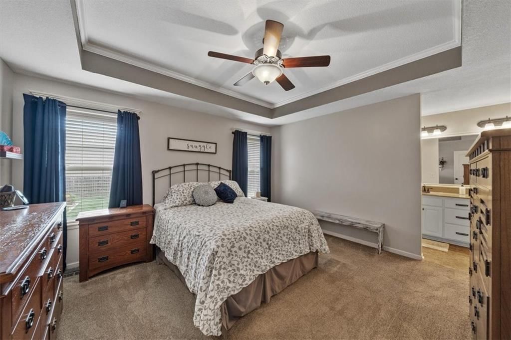 212 NE Hannah Court — photo 13