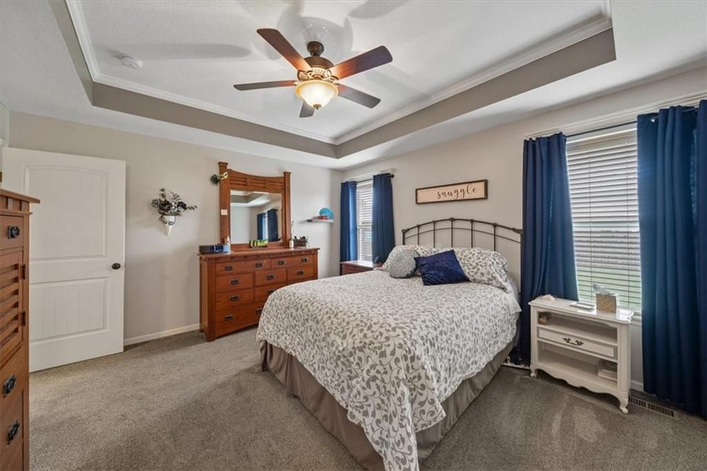 212 NE Hannah Court — photo 14