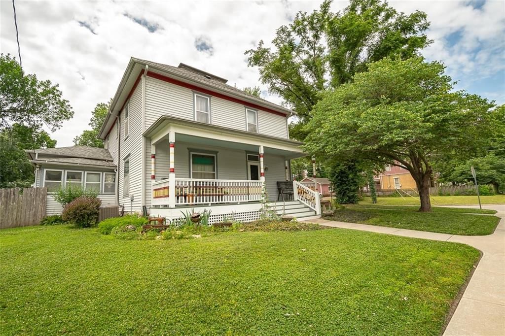 703 S Princeton Street — photo 2