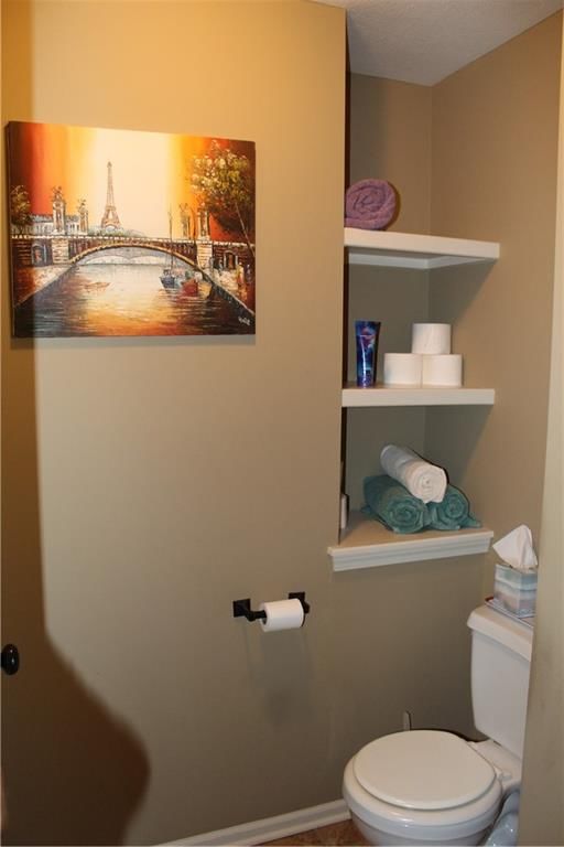 607 Tomahawk Court — photo 16
