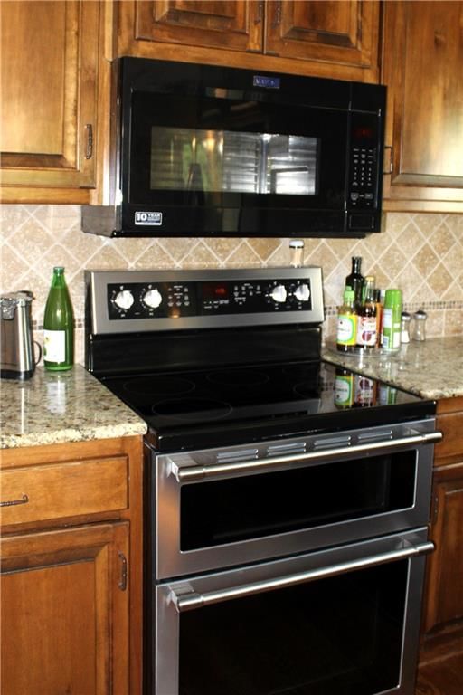 607 Tomahawk Court — photo 8