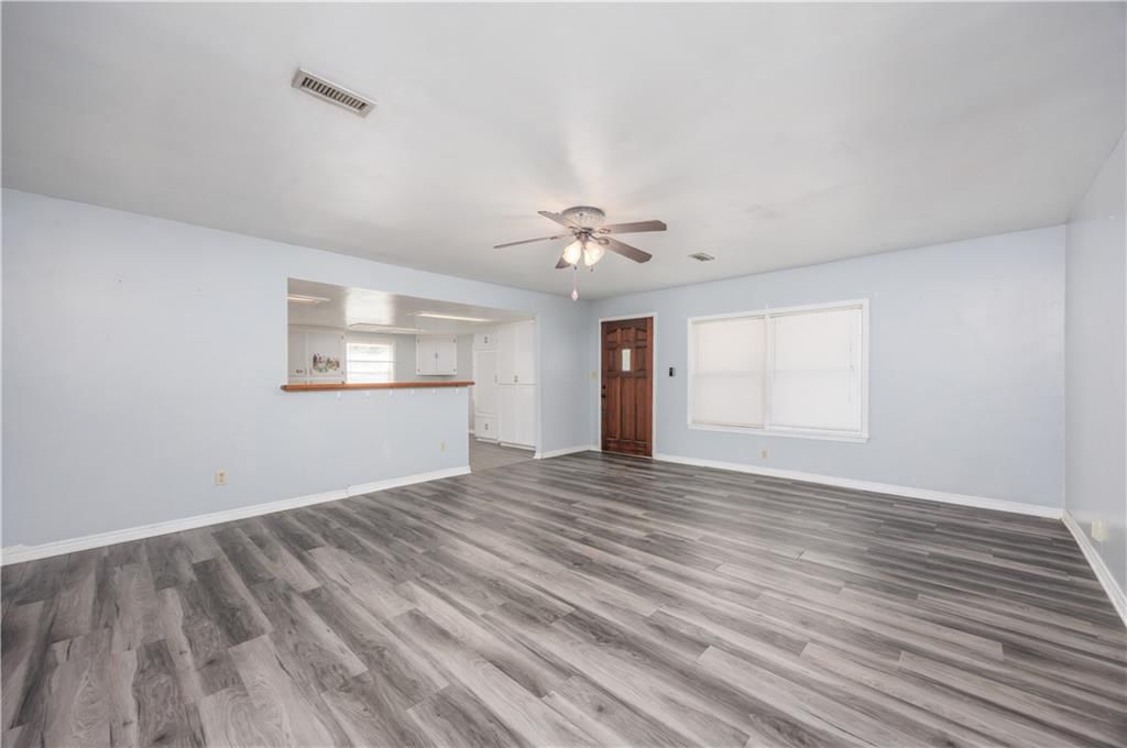 1005 N Main Street — photo 5