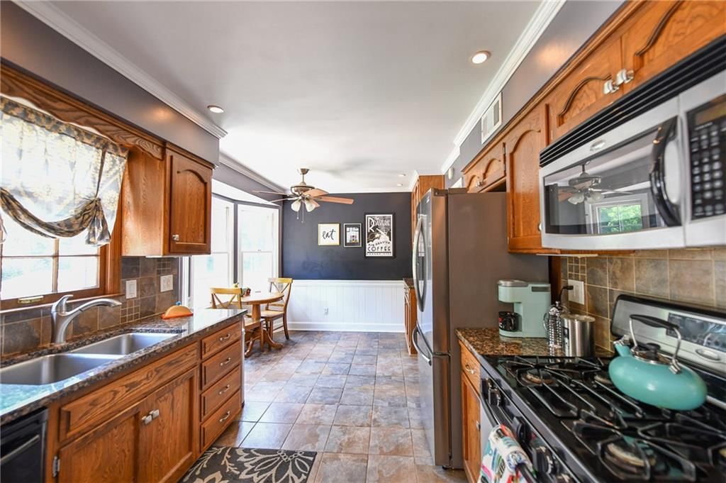 10301 Lamar Avenue — photo 7