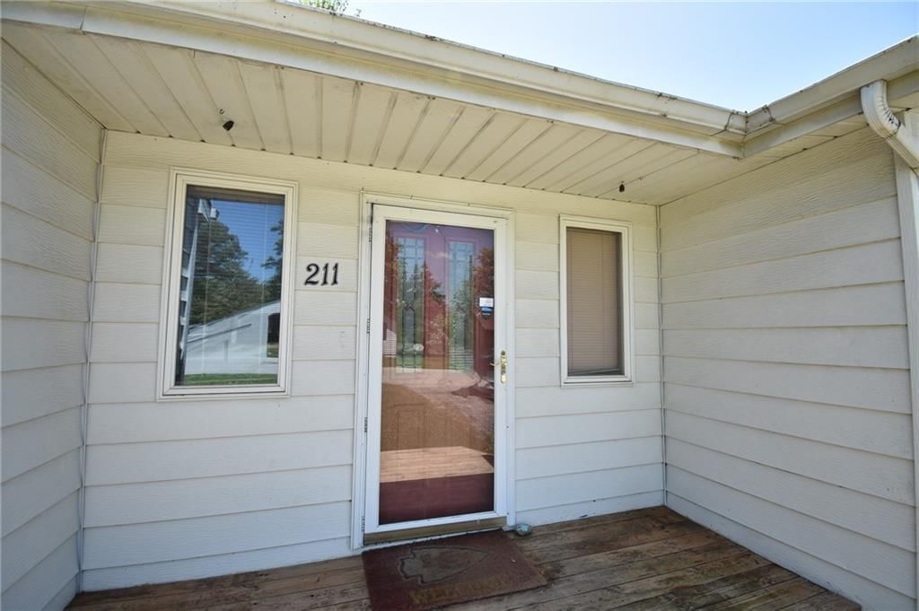 211 Southside Court — photo 7