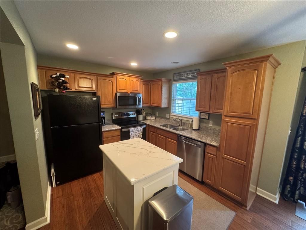 21086 Millridge Street — photo 9