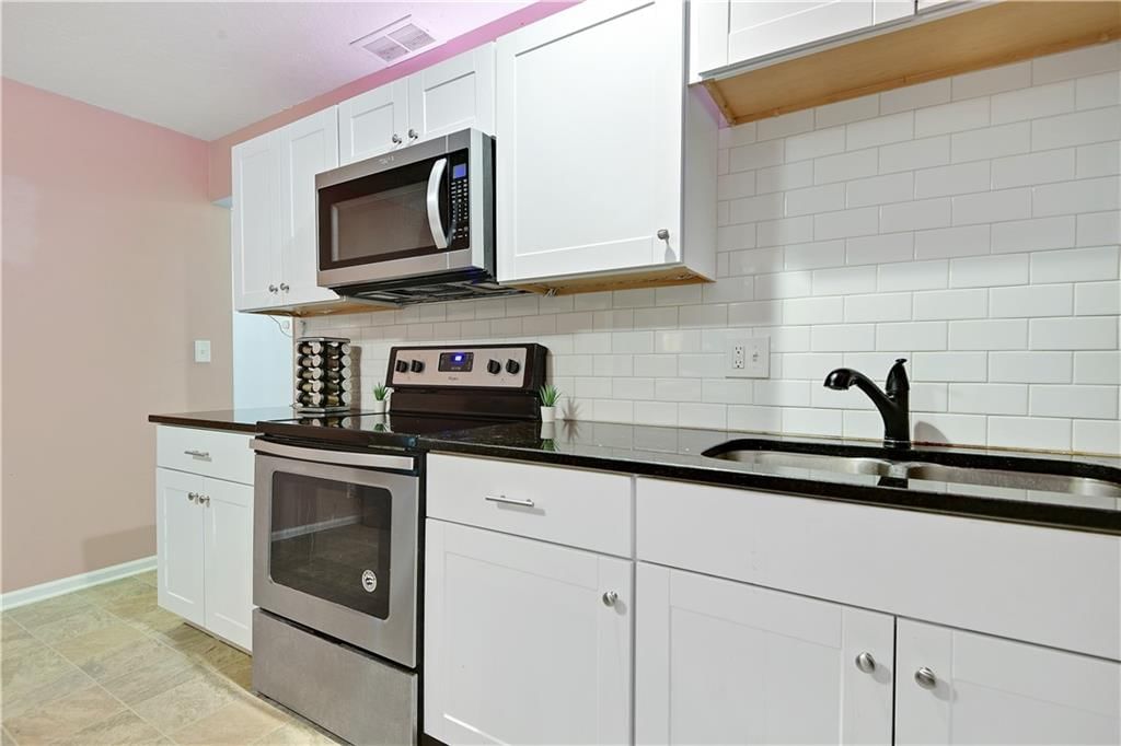 11525 Sunnyslope Drive — photo 9