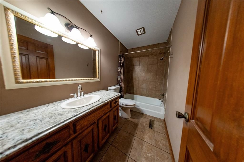 2421 Elephant Trail — photo 13