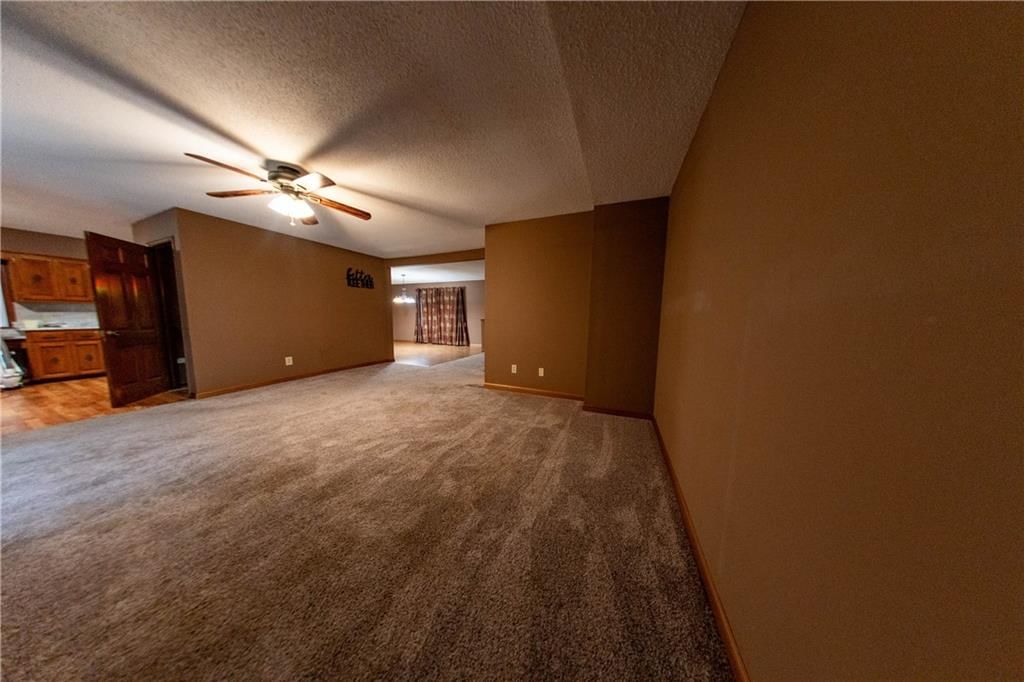 2421 Elephant Trail — photo 9