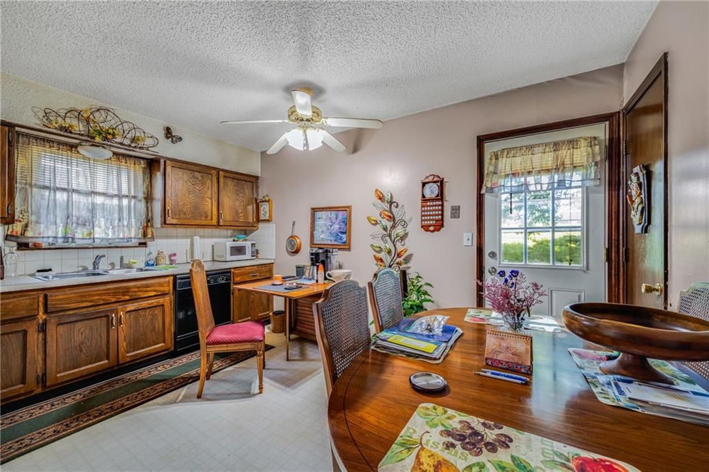 1410 SW 11th Street — photo 12