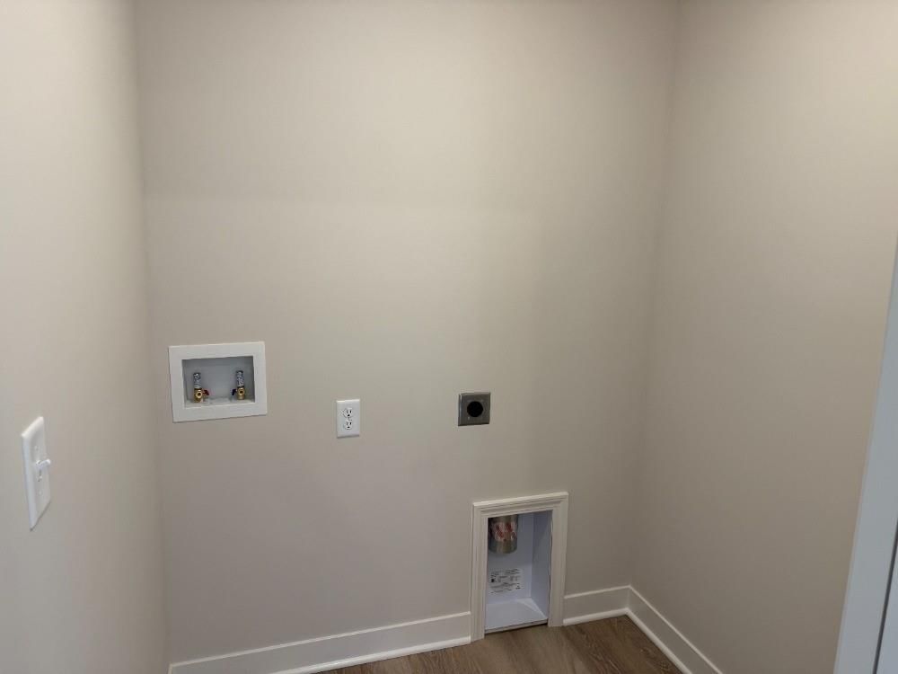 16110 Harris Avenue — photo 15