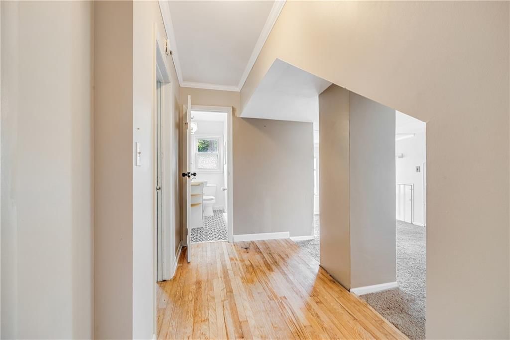707 NE Russell Road — photo 29