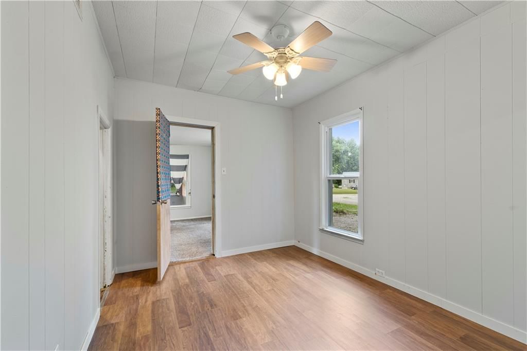 921 E Vine Street — photo 9
