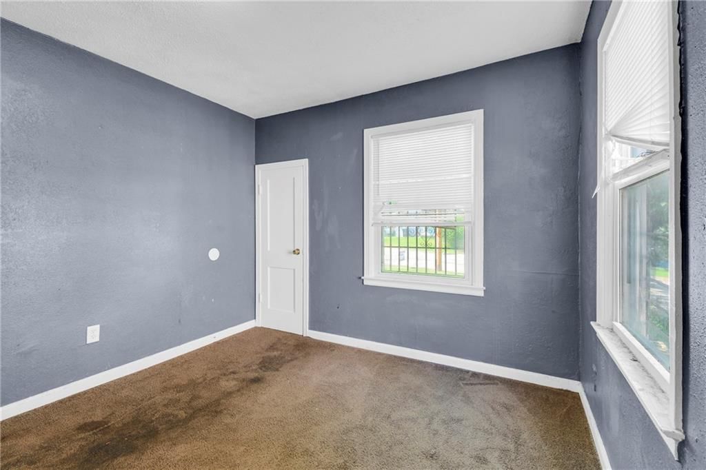 3821 E 53rd Terrace — photo 5
