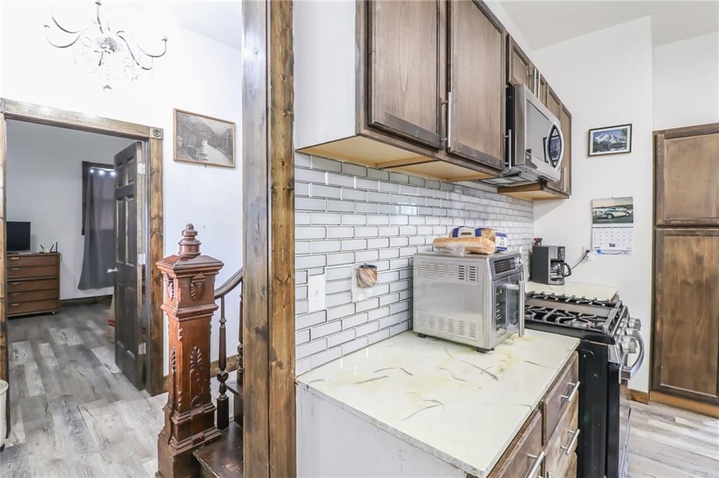 600 W Chestnut Street — photo 12