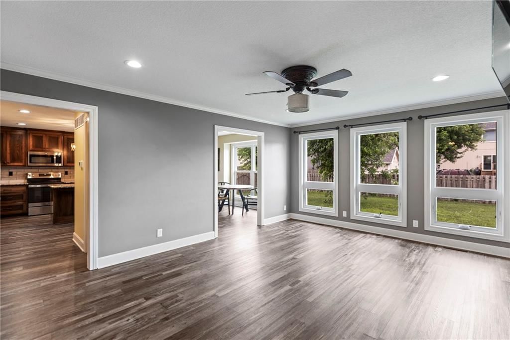 903 Melrose Street — photo 13