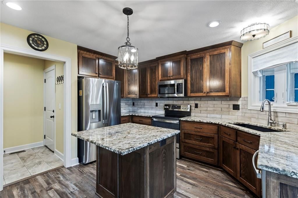 903 Melrose Street — photo 18
