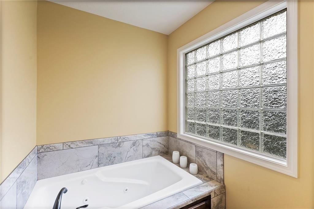 903 Melrose Street — photo 26