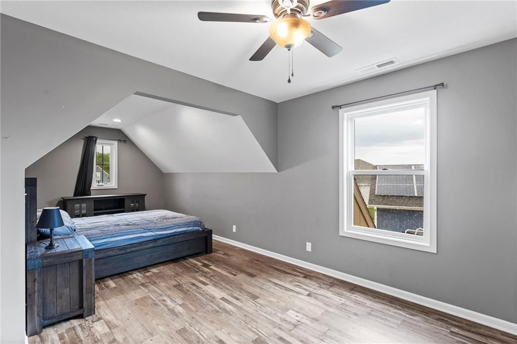 903 Melrose Street — photo 32