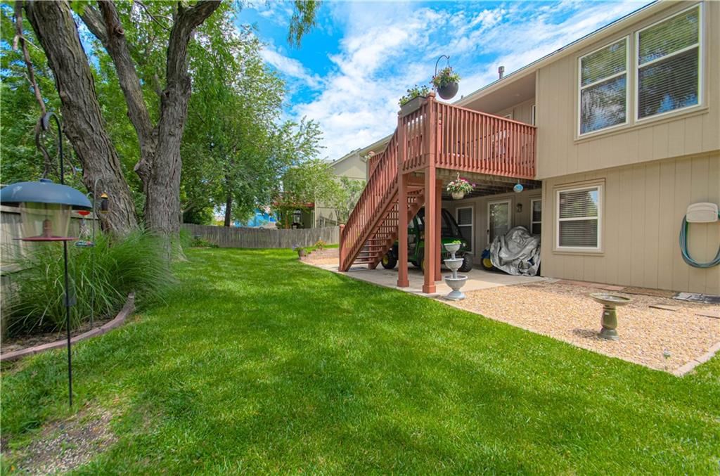 1710 Kathleen Way — photo 34