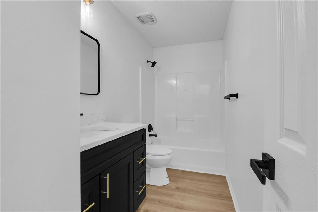 220 NE DREAMWEAVER Avenue — photo 13