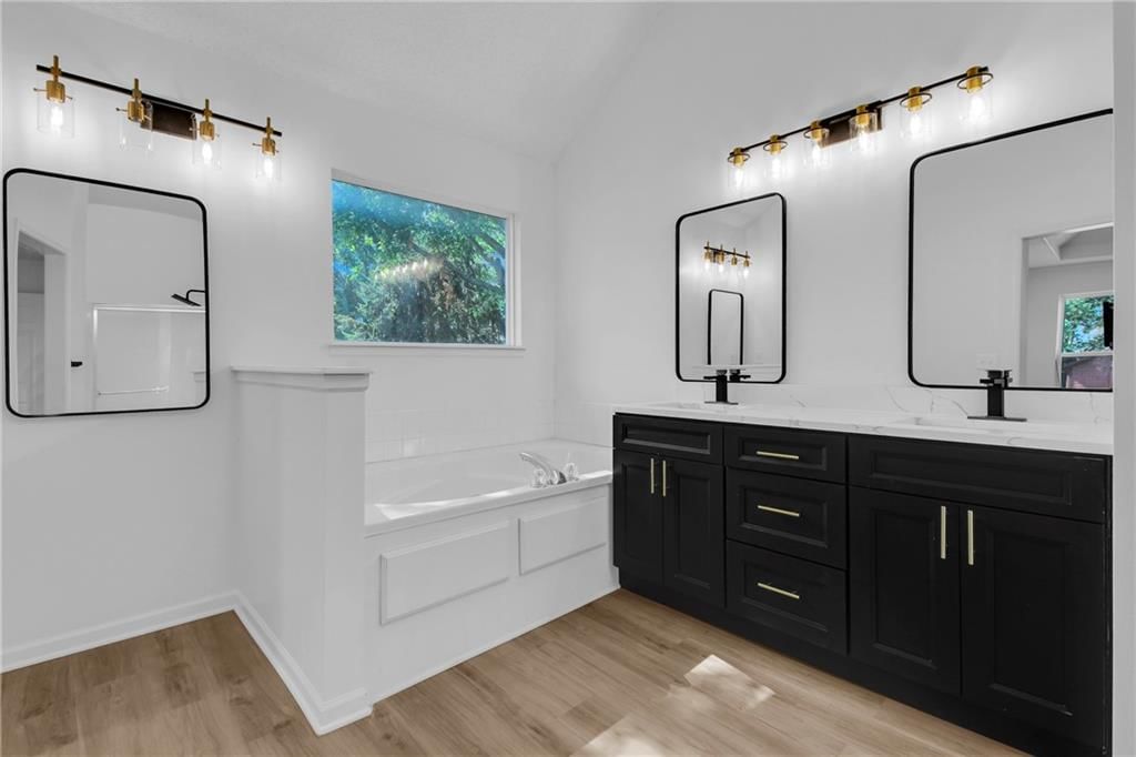 220 NE DREAMWEAVER Avenue — photo 19