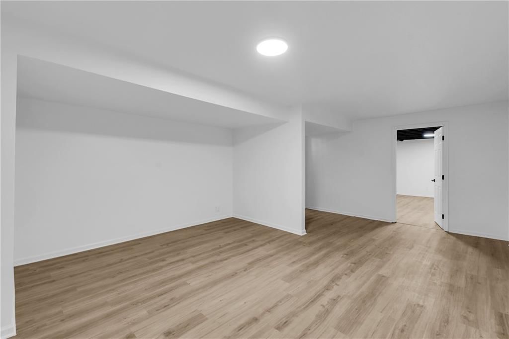 220 NE DREAMWEAVER Avenue — photo 23