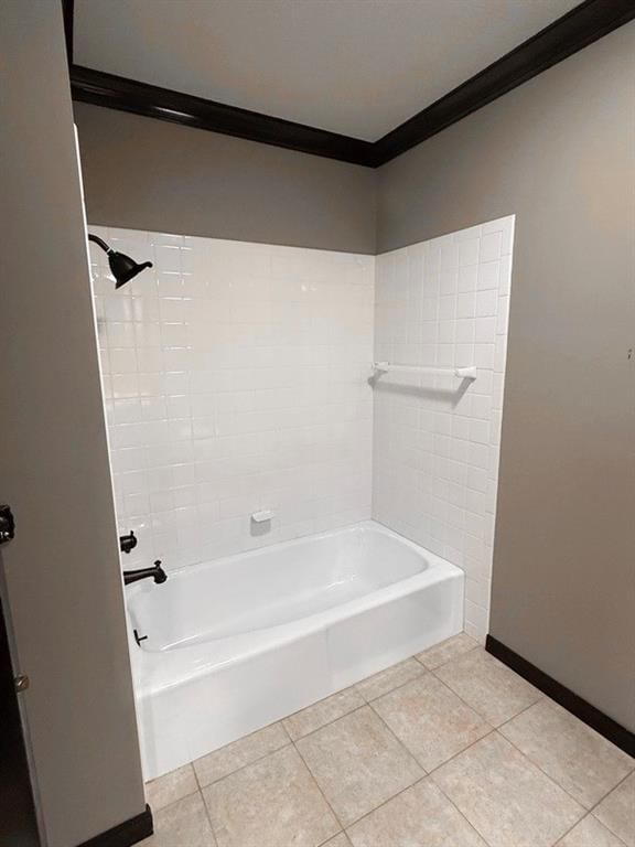 114 W Carman Road — photo 31