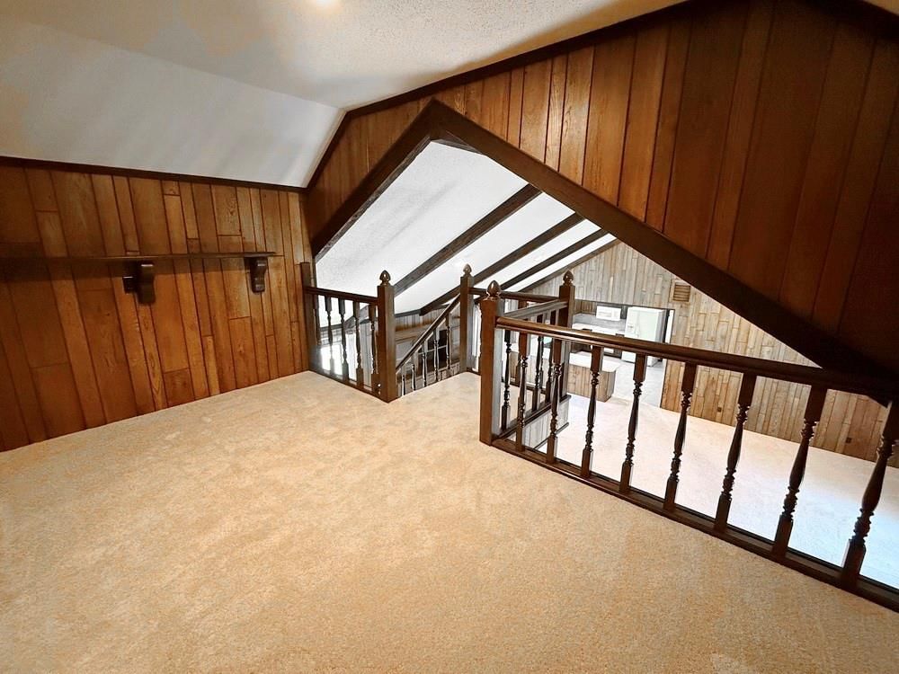 114 W Carman Road — photo 32