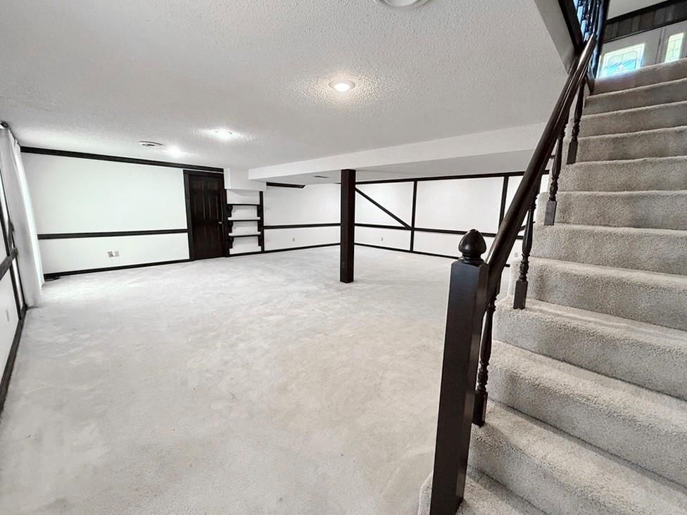 114 W Carman Road — photo 36