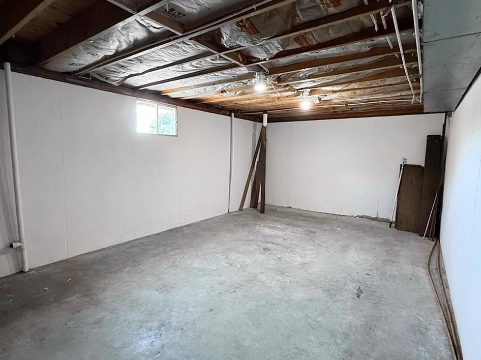 114 W Carman Road — photo 41