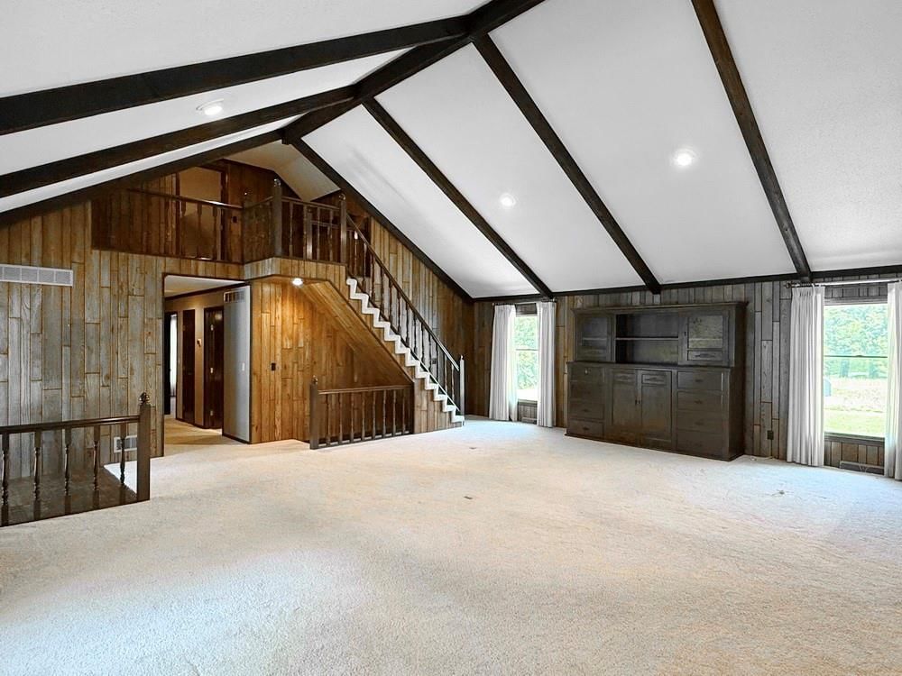 114 W Carman Road — photo 10