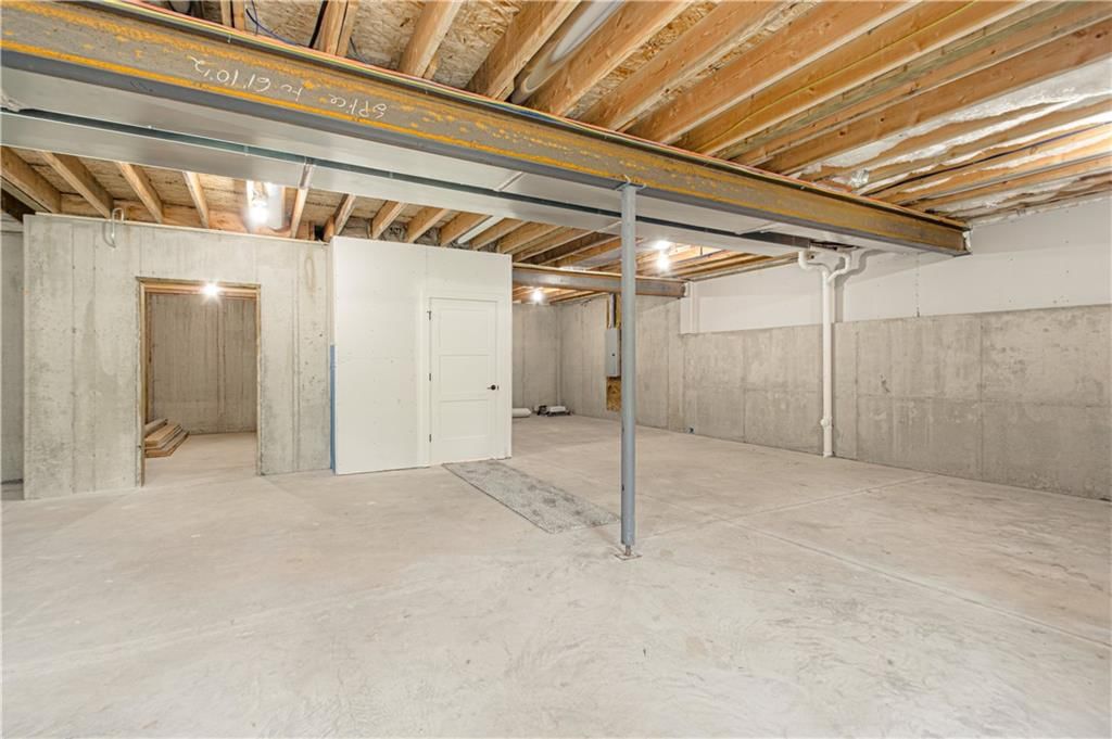 2140 Crooked Creek Drive — photo 31