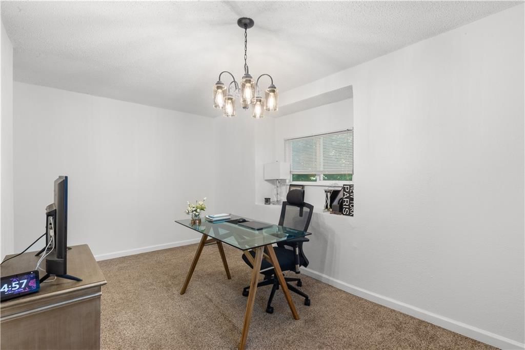 11102 Winchester Avenue — photo 14