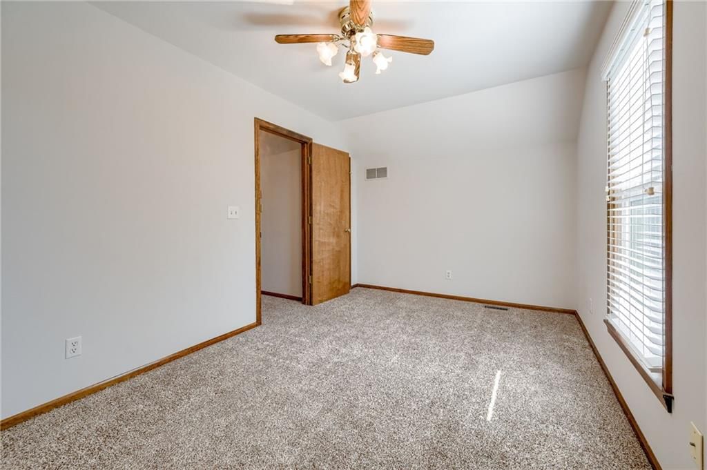 411 SW Windmill Lane — photo 21
